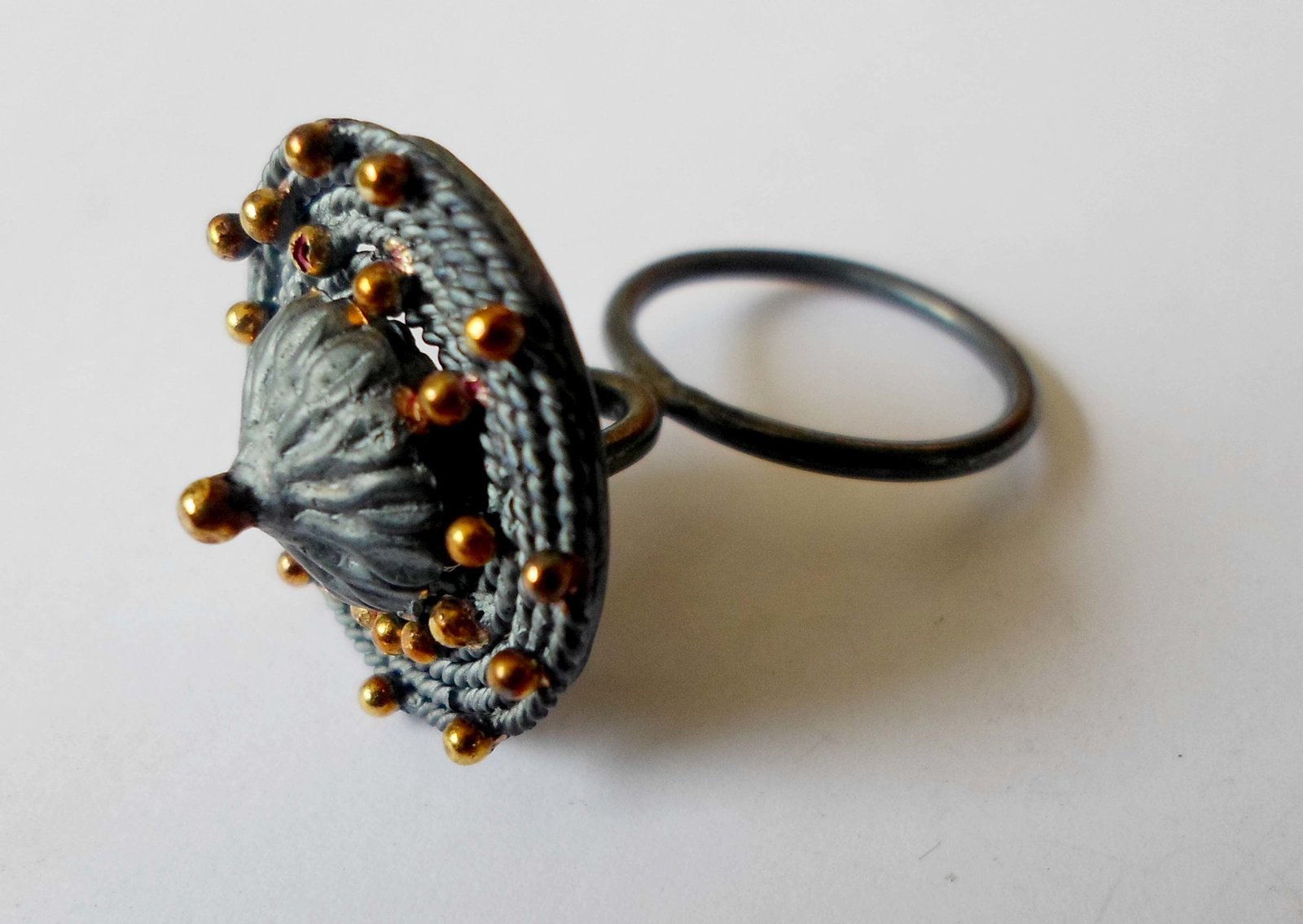 Young graduate wants to replicate ancient art in jewellery