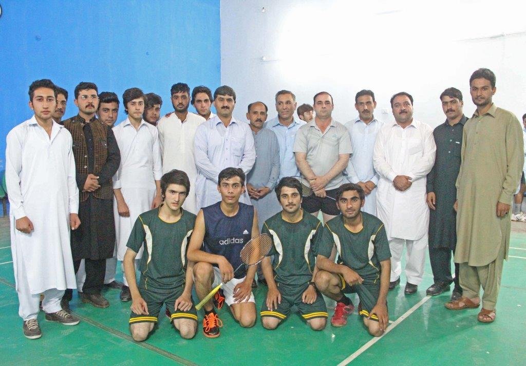 Degree college Mingora wins BISE badminton tournament