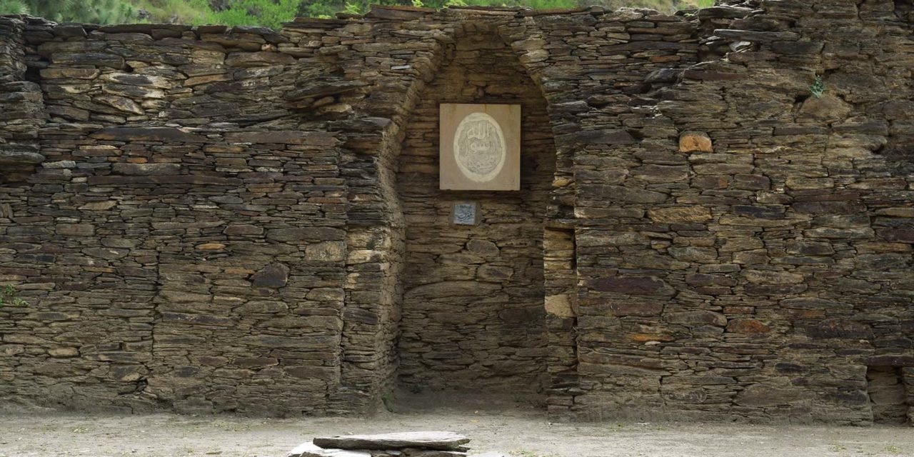سوات اوڈیگرام میں ایک ہزار سال قدیم مسجد کی سیر