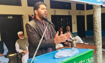ضلع سوات میں حلقہ بندیاں ایک فرد کی مشاور ت سے کی گئی اسے مسترد کرتے ہیں۔سابق ایم پی اے محمدامین