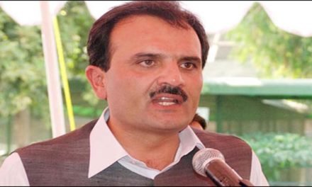 عمران خان میں ہمت ہے تو وعدے کے مطابق بکنے والے ارکان کے نام منظر عام پر لائیں.حیدر ھوتی