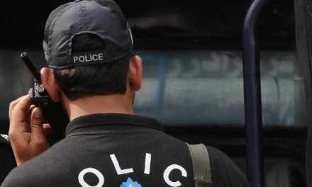 سوات پولیس اہلکاروں کی جعلی ایف آیی آر درج کرنے پرکواٹر گارڈ میں بند