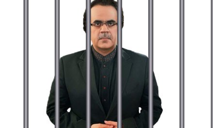 اینکر شاہد مسعود کی گرفتاری کا حکم جاری