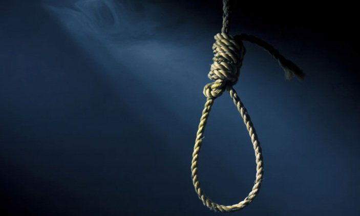 سوات علاقہ گوگدرہ میں چھٹی پر گھرآئے پولیس اہلکار نے خود کو پھندا ڈال کر خودکشی کرلی