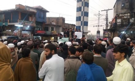 سوات میں اسیہ مسیح کی رہائی کی خلاف جمعیت علماء اسلام کارکنوں کا  شدید احتجاج