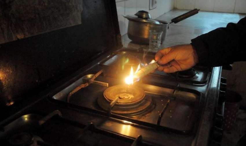 سیدو شریف اور مینگورہ کے مختلف علاقوں میں گیس لوڈ شیڈنگ کا دورانیہ بیس گھنٹے تک پہنچ گیا۔