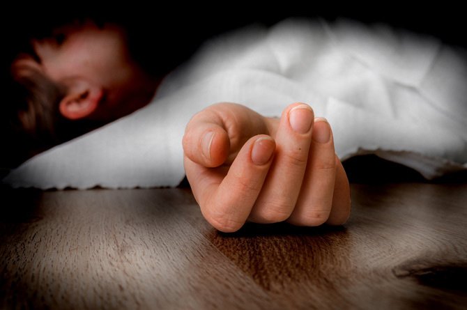 چارباغ میں دیوار گرنے سے پانچ سالہ بچی جاں بحق