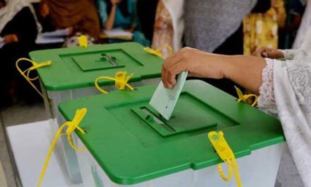چیف الیکشن کمشنر کا خیبر پختونخوامیں ضمنی انتخابات ملتوی کرنے کی دھمکی