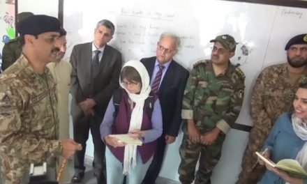 سوات میں پندرہ ممالک کے سفارت کاروں اور دفاعی اتاشیوں سمیت غیر ملکی صحافیوں کا دورہ