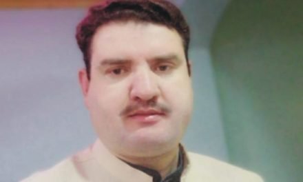 سوات بورڈ کے کنٹرولر عمر حسین  بورڈ کے نئے چیر مین تعینات،