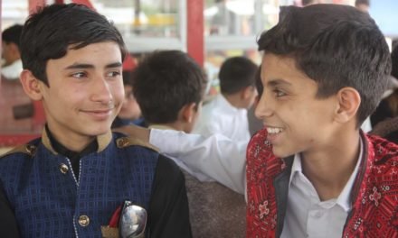 انجینئر عمرفاروق کی کوششوں سے یتیم بچوں کے ادارہ خپل کور کے لئے ایک کروڑ روپے کی امداد منظور