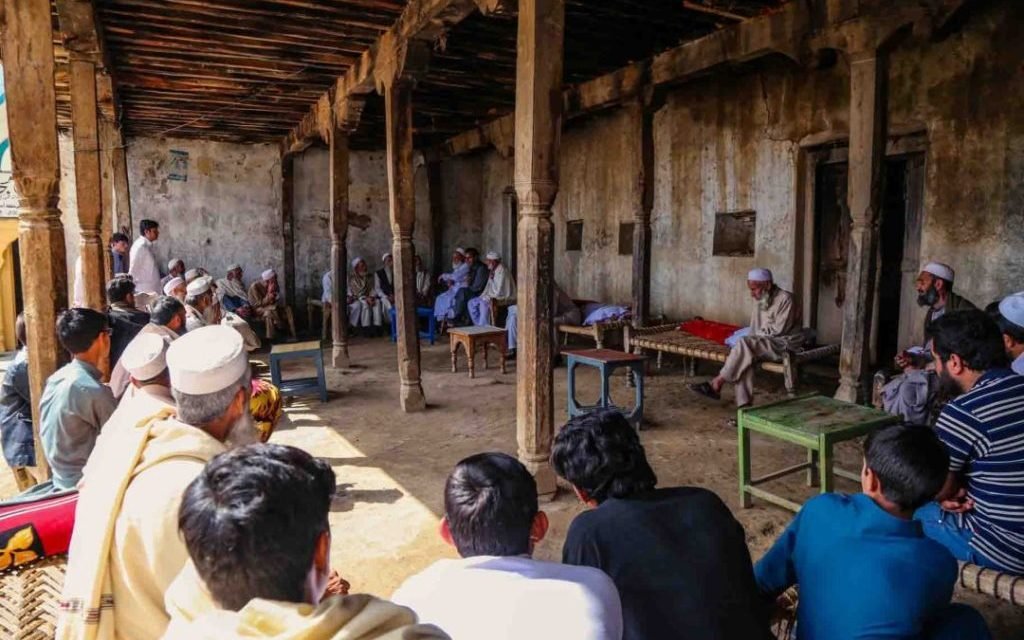 سوات کا تین سو سالہ قدیم حجرہ،جسے عدالت کا درجہ بھی حاصل تھا