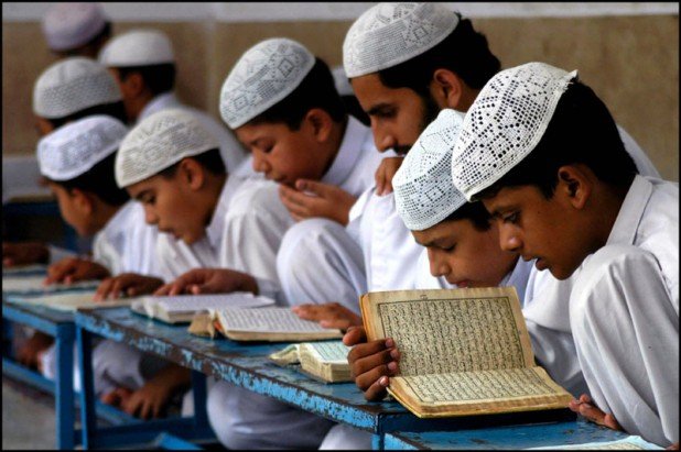 مدارس میں میٹرک اور ایف اے کے مضامین پڑھائے جائیں گے