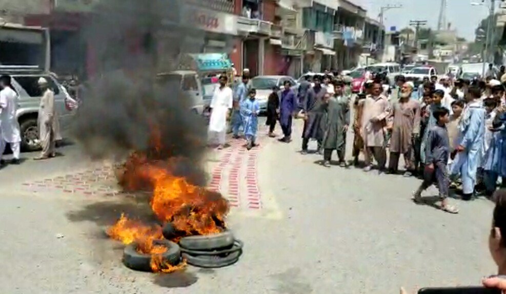 سوات،مہنگائی اور ٹیکس کے نفاذ کے خلاف تاجربرادری کا مکمل شٹرڈاؤن ہڑتال