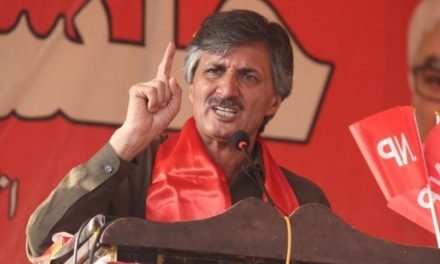 وزیر اعظم پختونخواصوبے کو اس کا جائز حق دینے سے انکاری ہو گیا،سردار بابک