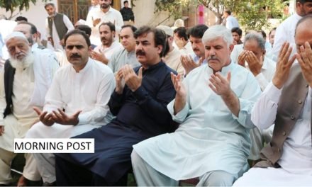 وزیر اعلی محمود خان کی والدہ کی وفات پر فضل حکیم کا گہرے رنج و غم کا اظہار