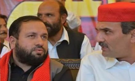 بابائے شانگلہ کے نام سے مشہور سید فرین خان اپنے ورکروں سمیت پاکستان تحریک انصاف میں شامل