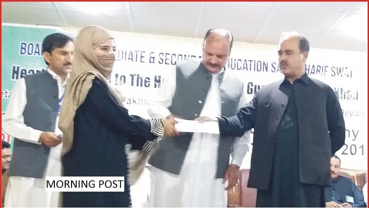 ستوری د پختونخوا اسکیم ، سوات کے 105 ہونہار طلبا وطالبات میں 3 کروڑ 17 لاکھ روپے تقسیم