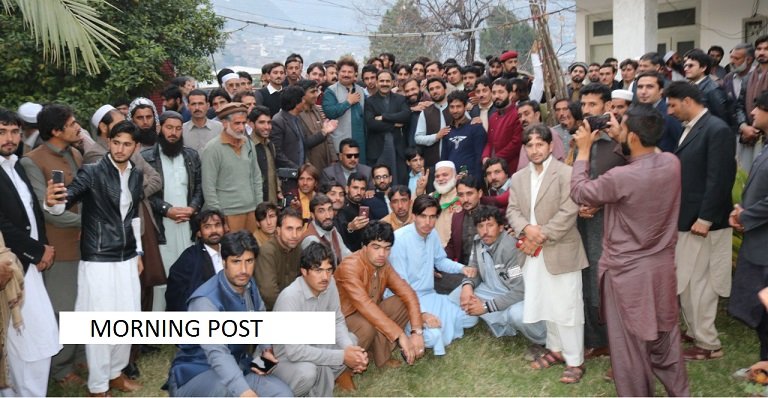 لوئردیر سےسوات آئے ہوئے کارکنوں کا ملاکنڈ ڈویژن کے صدر بننے پر فضل حکیم کو مبارک باد