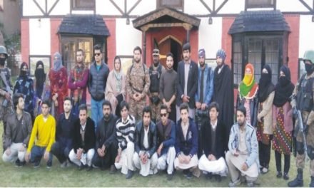 سوات کے طلباء و طالبات کو چترال۔کا دورہ کرایا گیا