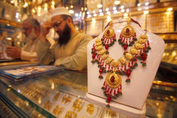 سوات، سونے کی قیمتوں میں اضافہ سے سینکڑوں کاریگر بے روزگار، جیولرز سنٹرز دیوالیہ بن گئے