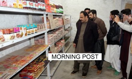 فضل حکیم کا فیض آباد میں یوٹیلٹی سٹور کا اچانک معائنہ
