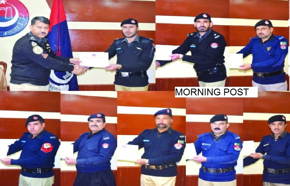 شانگلہ ٹاپ پر بہترین ڈیوٹی سر انجام دینے پر پولیس میں انعامات کی تقسیم