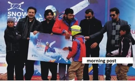 سوات کی وادی مالم جبہ میں پہلی بار سنوبورڈنگ کا عالمی میلہ پاکستانی ٹیم نے لوٹ لیا