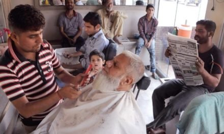 سوات میں تمام  ریسٹورنٹس،  فاسٹ فوڈ پوائنٹس ،ہیئرڈریسرزاور بیوٹی پارلرز بند