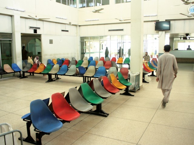 پختونخوا  اسپتالوں میں او پی ڈی سروس بند،نجی کلینک بھی 13 اپریل تک نا کھولنے کا فیصلہ