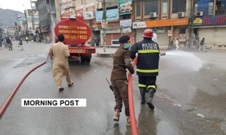 کورونا وائرس: سوات ریسکیو 1122 کے طرف سے مختلف علاقوں میں سپرے مہم جاری