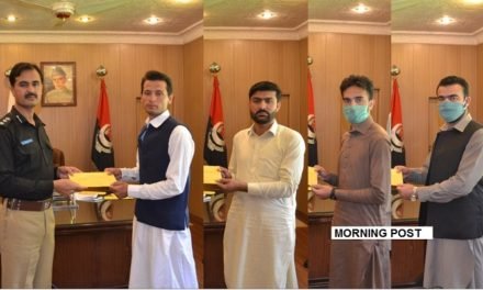 سوات پولیس شہداء  کے بچوں کو  پی اے ایس آئی پوسٹ پر تعیناتی کے آرڈر حوالے