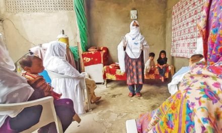 سوات کی لیڈی ہیلتھ ورکرز کرونا کا مشن جوش و جذبے کے ساتھ لڑ رہی ہیں،خصوصی رپورٹ