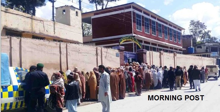 ڈی سی سوات ان ایکشن،کالام اور خوازہ خیلہ میں احساس پروگرام کے ریٹیلرز رشوت لیتے ہوئے گرفتار