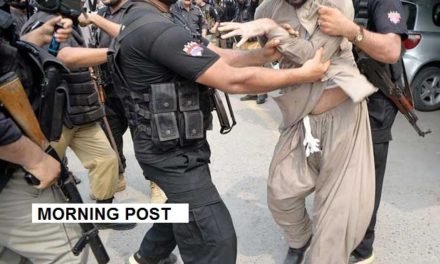 مینگورہ بائی پاس واقعے میں شہید باپ بیٹے کے گھر پررحیم آباد پولیس کا دوبارہ چھاپہ، بیٹے کو تشدد کا نشانہ بنا ڈالہ
