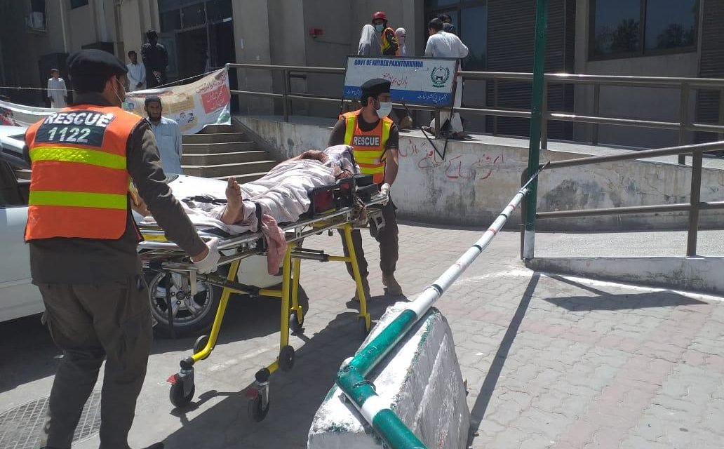 کبل کانجو میں رکشہ اور موٹر کار کے درمیان تصادم،12 افراد شدید زخمی