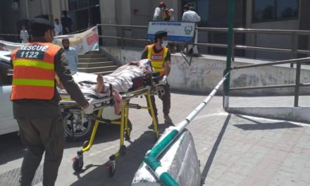 کبل کانجو میں رکشہ اور موٹر کار کے درمیان تصادم،12 افراد شدید زخمی