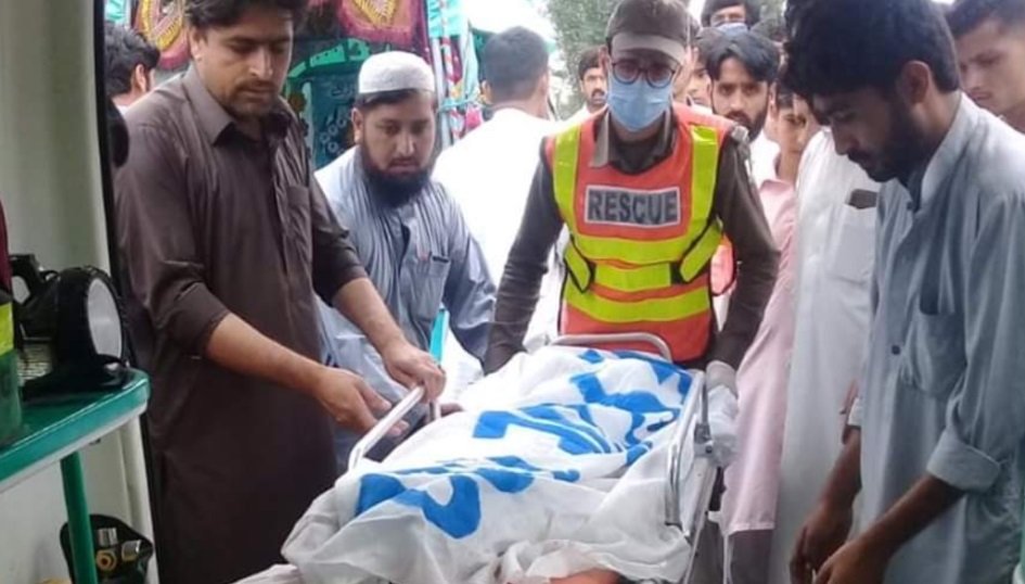 سوات علاقہ گوگدرہ میں ٹرک اور سوزوکی میں تصادم 14 سالہ لڑکی جاں بحق