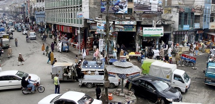 سوات لاک ڈاون میں مزید نرمی عوام نے عیدالفطر کیلئے خریداری شروع کردی