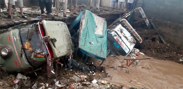 سوات کوزہ بانڈئی میں سیلابی ریلے میں 3 افرادبہہ گئے، 1 جاں بحق 2 کی تلاش جاری