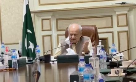 کرونا کیسز میں کمی آنے پر کے پی حکومت کی کاوشوں کو سراہتے ہیں۔ وزیر داخلہ