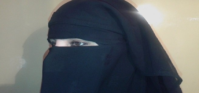مینگورہ : بیوی اپنے شوہر سے حق کے حصول کے لئے پریس کلب پہنچ گئی