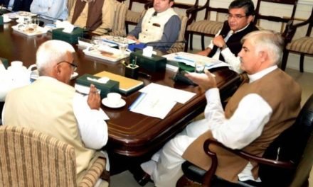 پختونخوا میں پی ٹی آئی حکومت کے 2 سال، خواتین ارکان کابینہ میں نمائندگی سے محروم