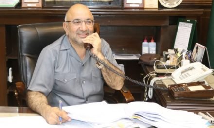 کمشنر ملاکنڈ  ڈویژن سید ظہیر الاسلام شاہ کا سرکاری ملازمین کیخلاف شہریوں سے ٹیلی فونک رابطہ،