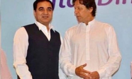 پی ٹی آئی خیبر پختونخوا کے رہنما ملک طاہر اقبال نامعلوم افراد کی فائرنگ سے جاں بحق