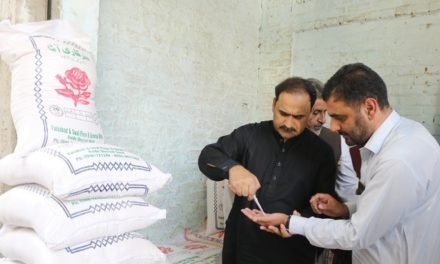 سوات، آٹے کے معیار میں فرق یا ملاوٹ پر آٹا ڈیلروں کیخلاف سخت کارروائی کا حکم