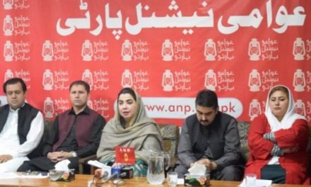 پشاور دھماکے میں شیخ رشید کو شامل تفتیش کرنے کا مطالبہ