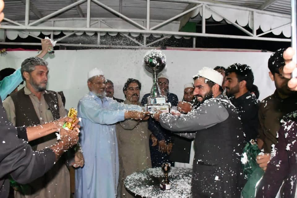 پہلا سوات یوتھ انٹر فٹبال پریمیئر لیگ 2020 ٹرافی کی تقریب رونمائی