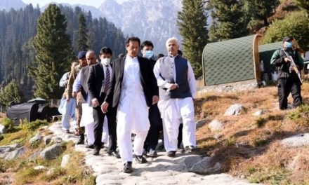 وزیر اعظم عمران خان کا سوات کے سیاحتی مقام گبین جبہ کا دورہ