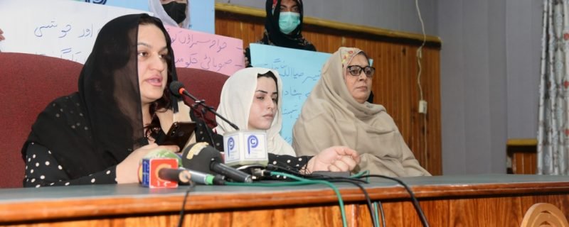 خواجہ سراوں کا وزیر اعلی کے مشیر ضیااللہ بنگش کوعہدےسےہٹانےکامطالبہ
